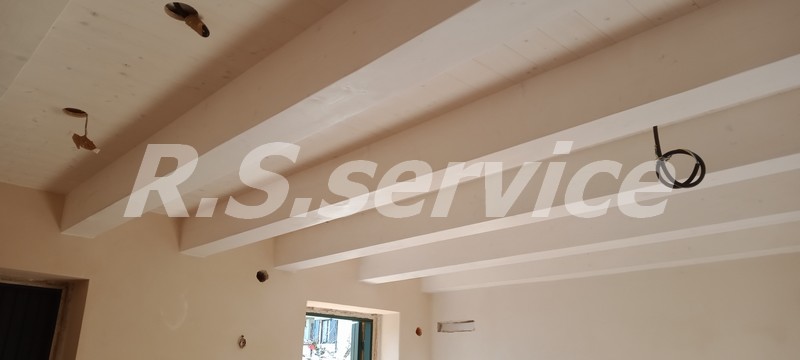 Controsoffitto in stile moderno
